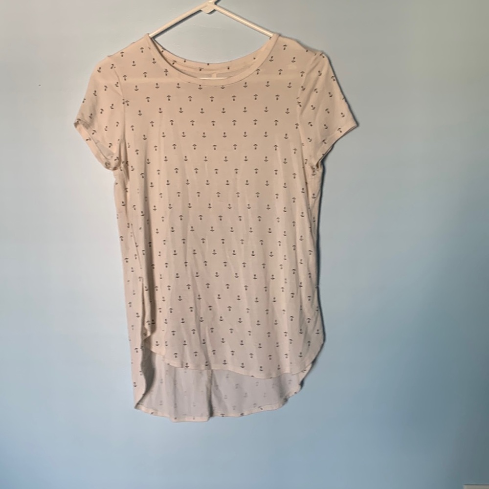 Old navy good condition t shirt